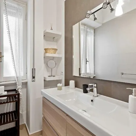 Bright 2bed Flat, 950m From Vatican Museums